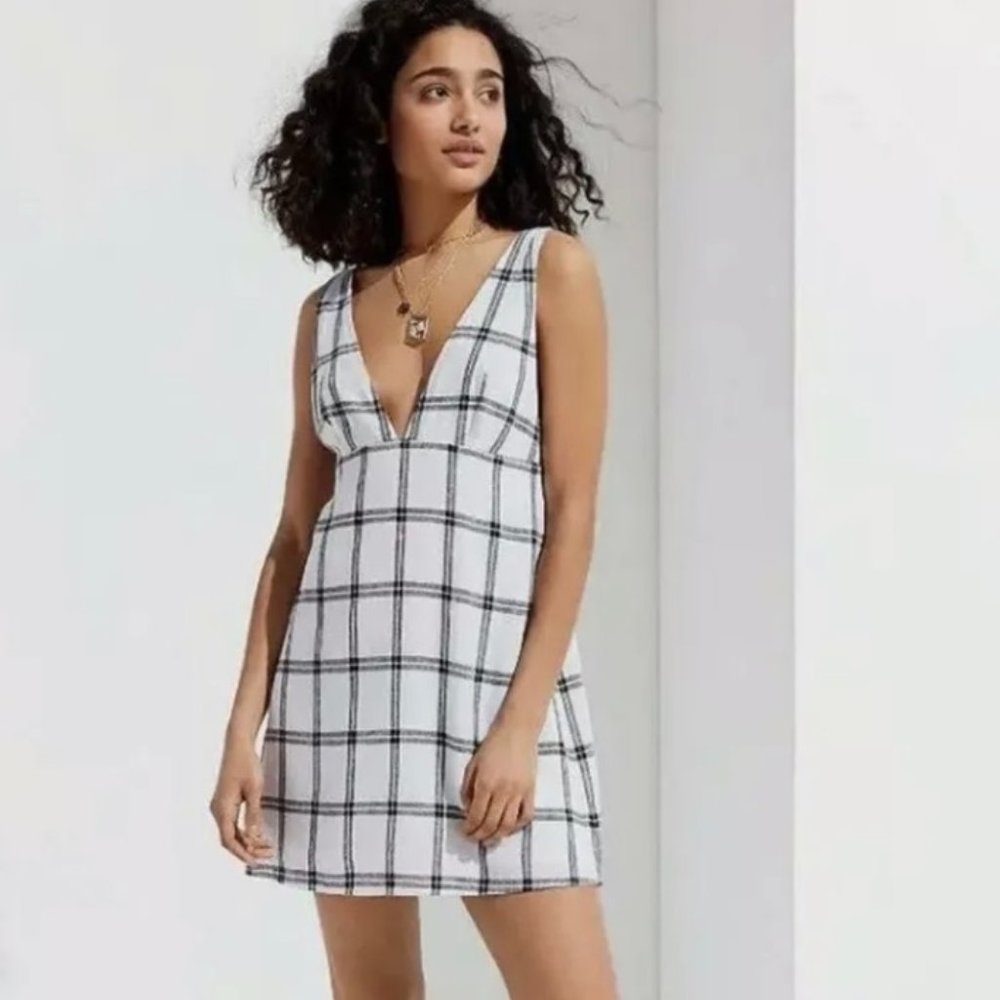 Urban Outfitters UO White Linen Dress